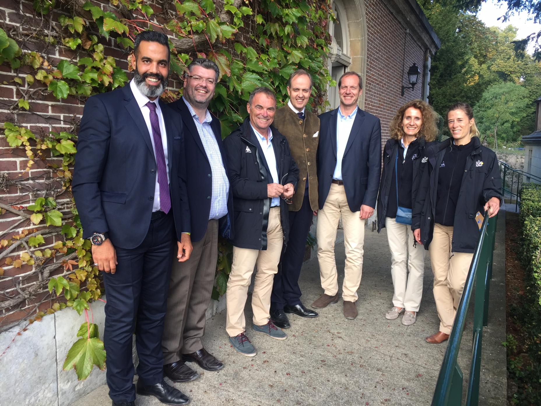 Le Duc et la Duchesse de Vendôme à la réunion annuelle des maires d’Eure-et-Loir et à la course cycliste Paris-Tours - 8 octobre 2016