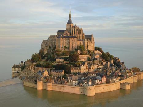 Discours de Monseigneur le Comte de Paris à l’occasion des 1000 ans de l’abbatiale du Mont-Saint-Michel - 24 octobre 2023
